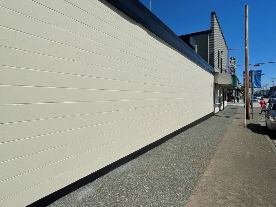 blank-wall-steveston
